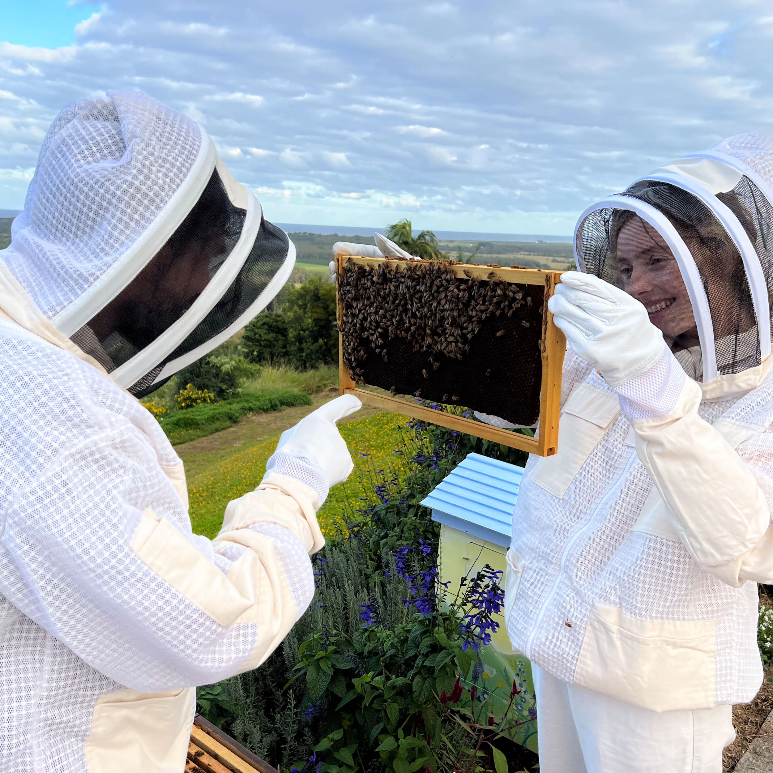 Flow Bee Jacket – Mesh - Image 3