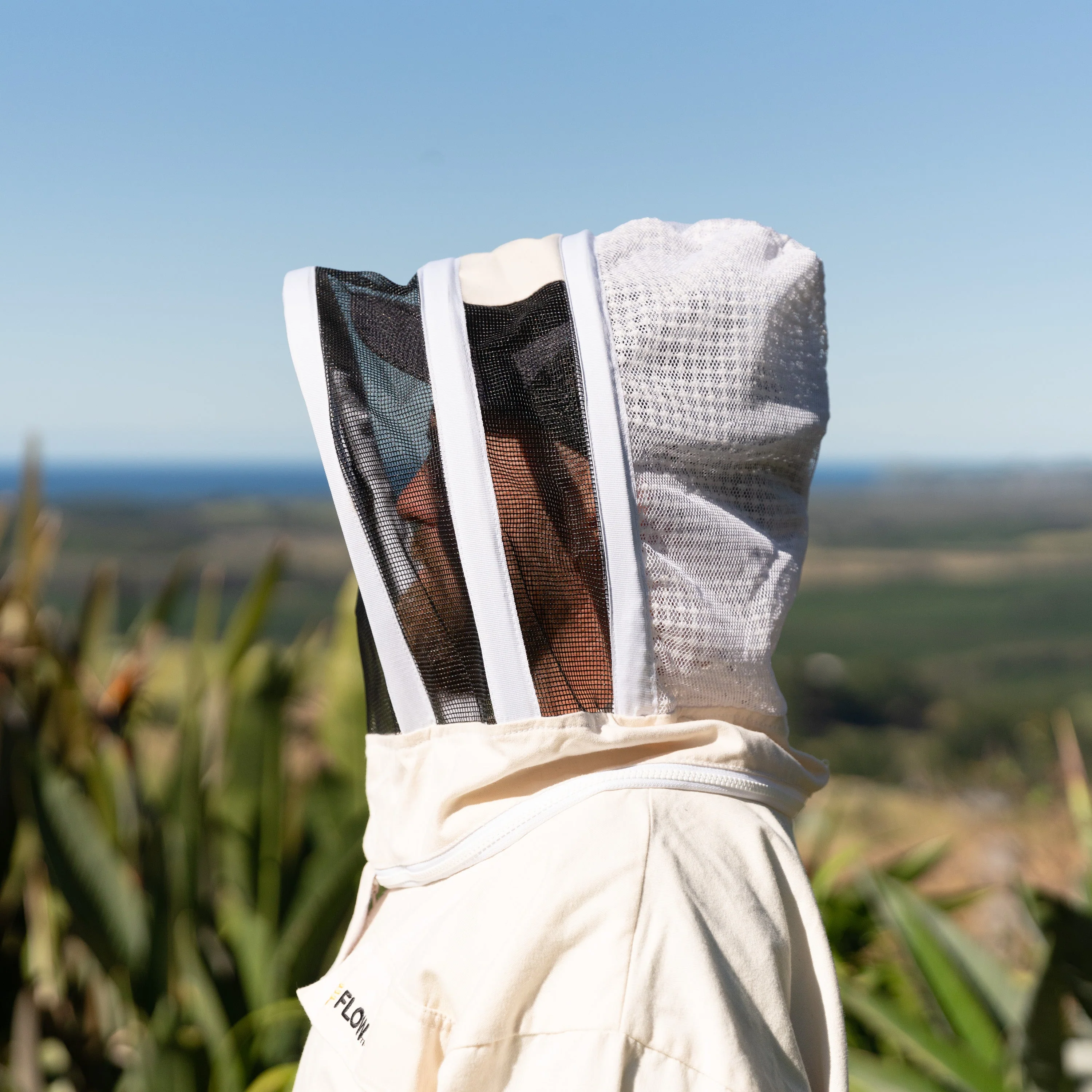 Flow Bee Suit Hood – Mesh - Image 4
