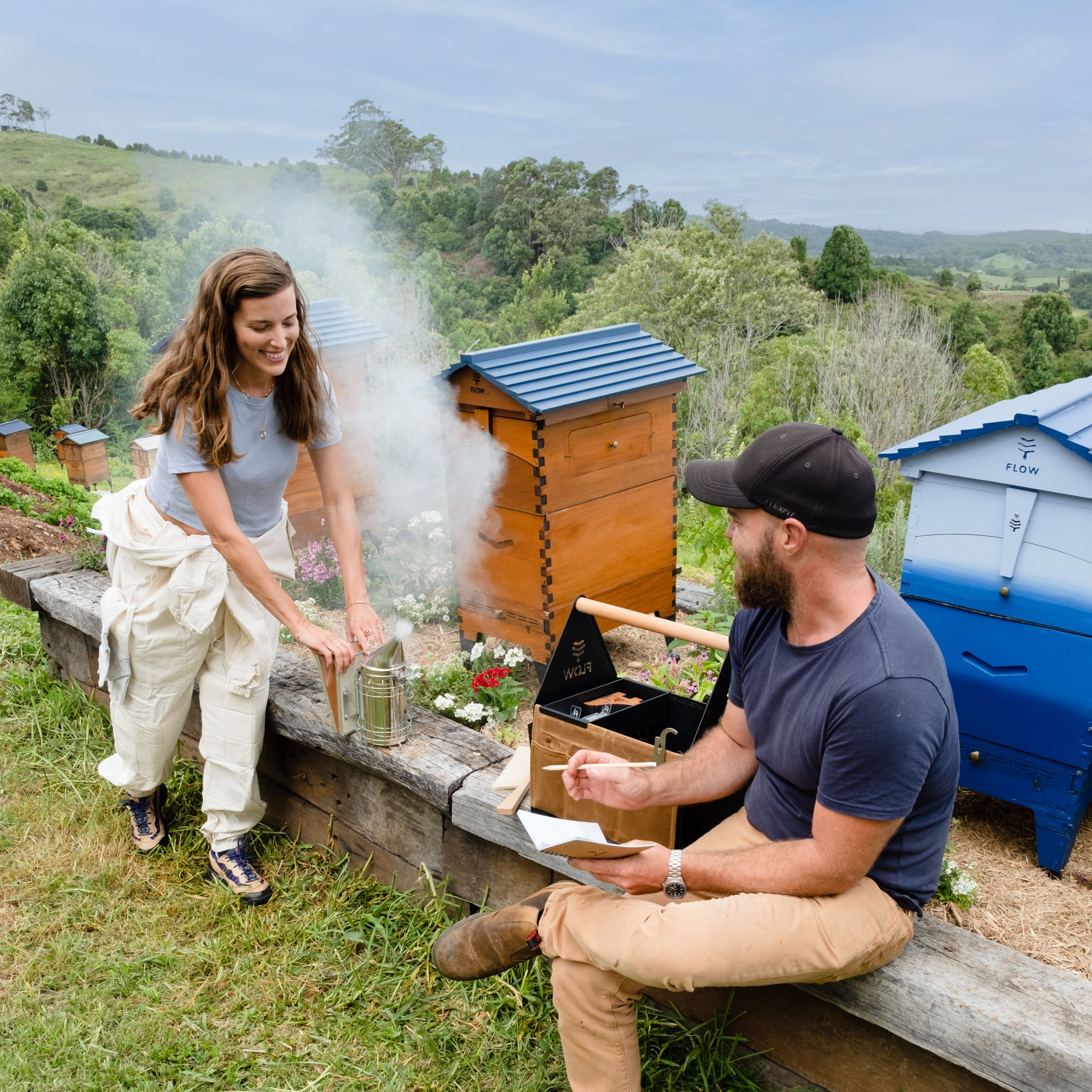 Flow Beekeeping Caddy - Image 3