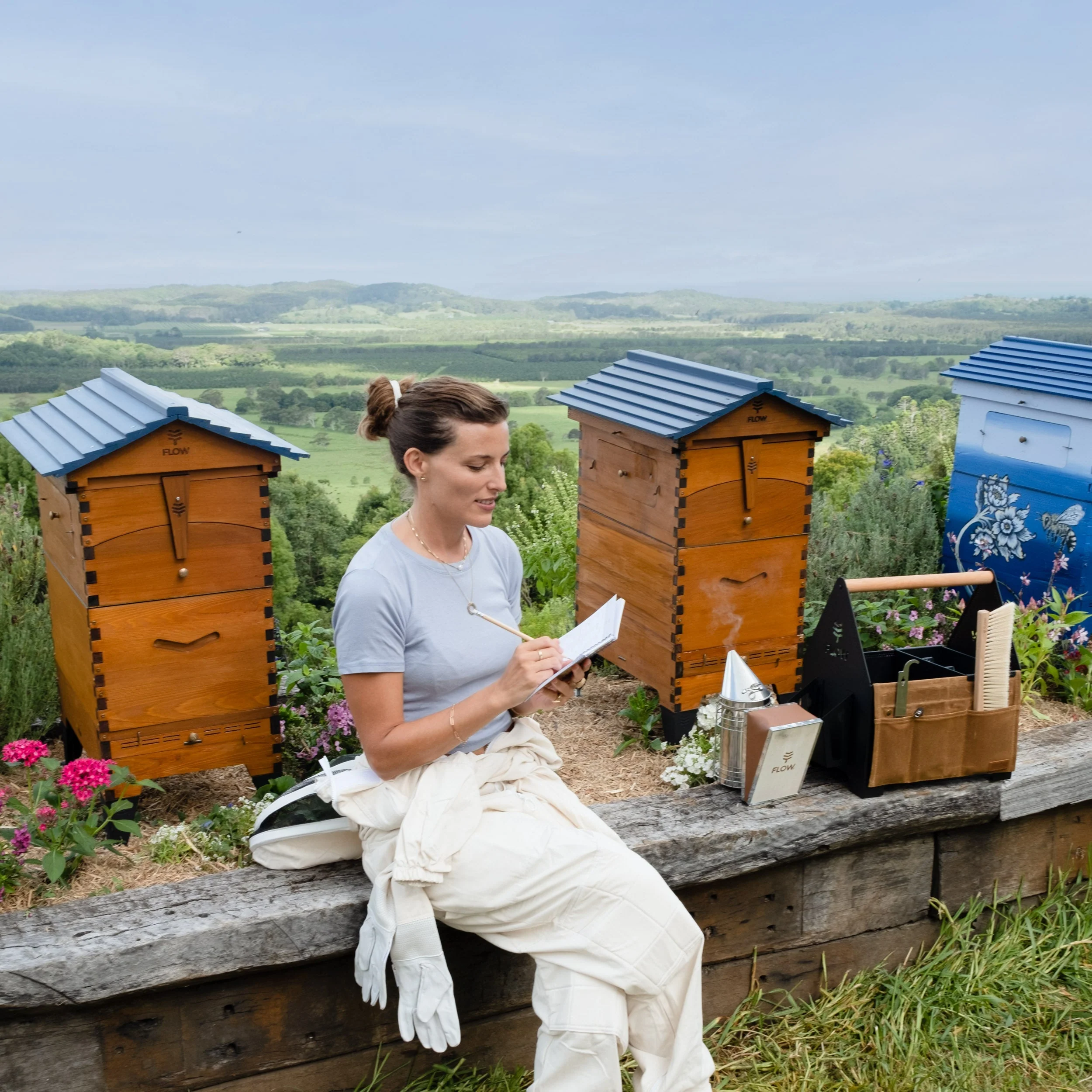 Flow Beekeeping Caddy - Image 6